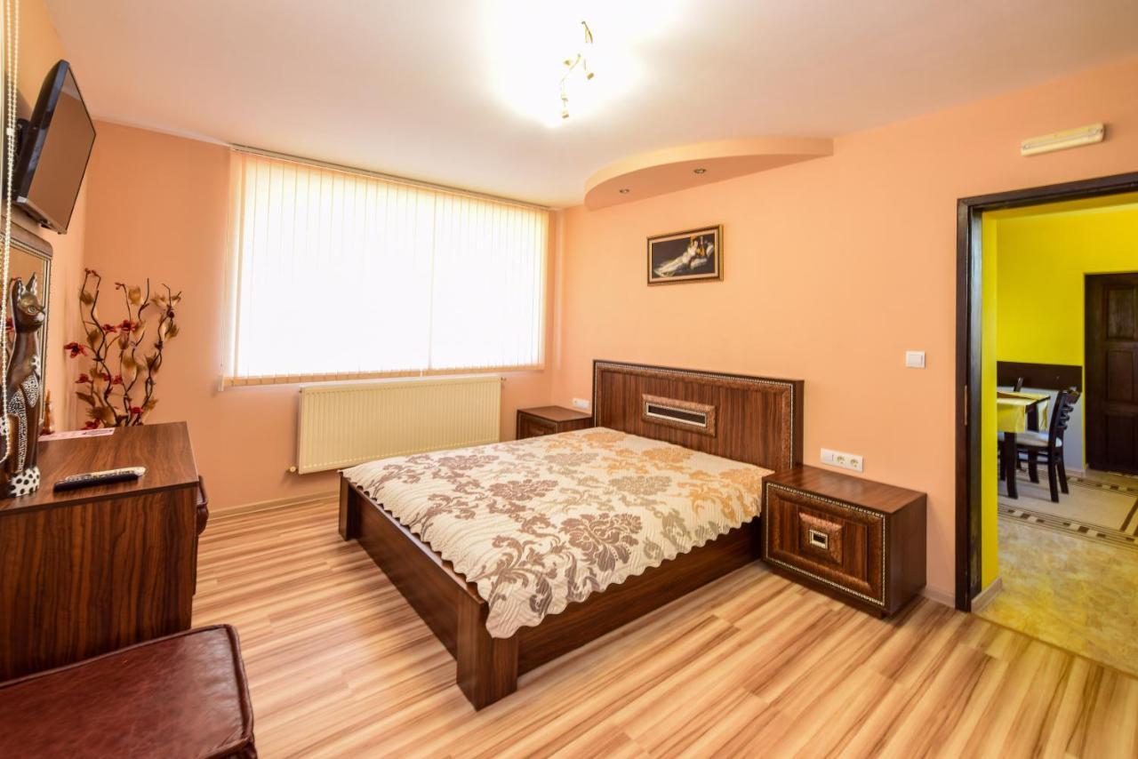 Mariana Apartment Pavel Banya Exterior foto