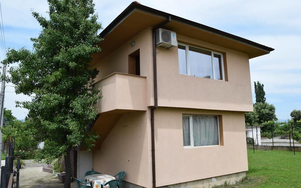 Mariana Apartment Pavel Banya Exterior foto