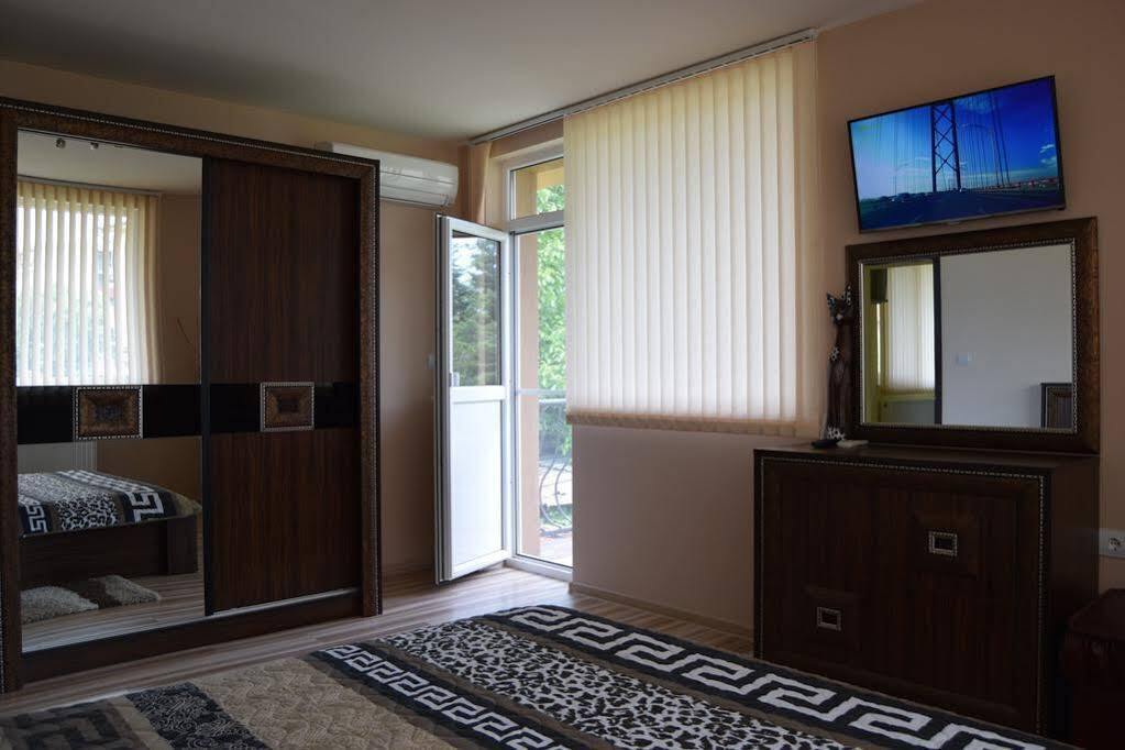 Mariana Apartment Pavel Banya Exterior foto